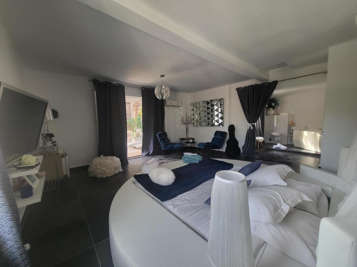 Villa Petra Bianca Suite & Chambre A 10Mn A Pied Du Port De Bonifacio Боніфачо Екстер'єр фото